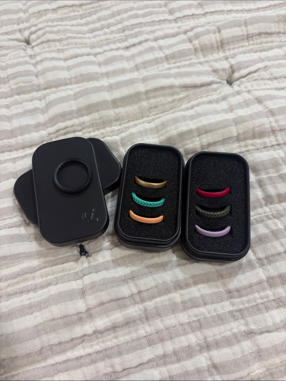 Lot of 7 Groove Life Stackable Women's Rings